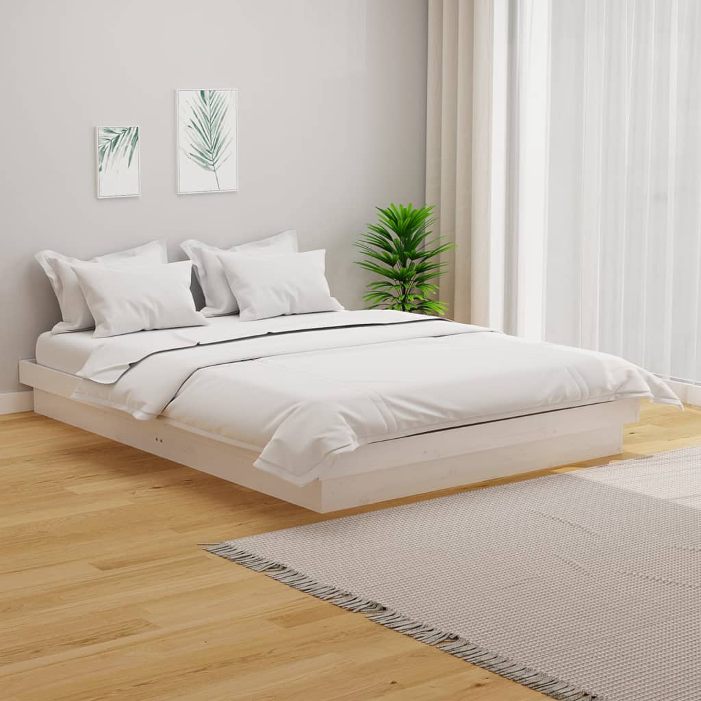 Berkfield Bed Frame White Solid Wood 135x190 cm Double
